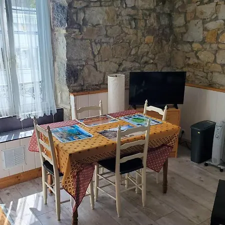 Cosy T2 Aux Pierres Apparentes Avec Cheminee Apartment *